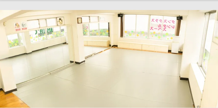 栄バレエスタジオ Studio OVOのスタジオ
